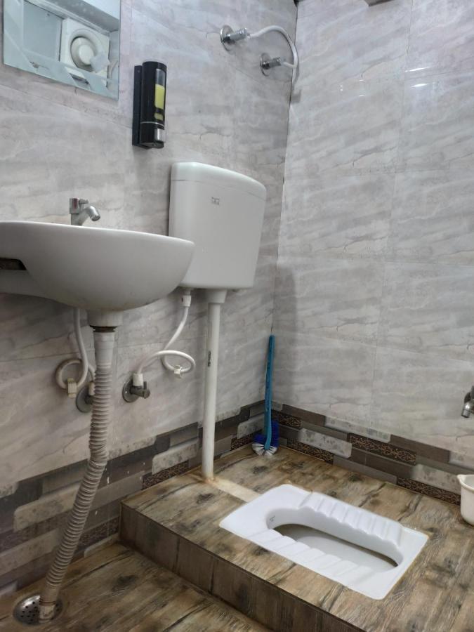 Budget Hotel Patna  Buitenkant foto